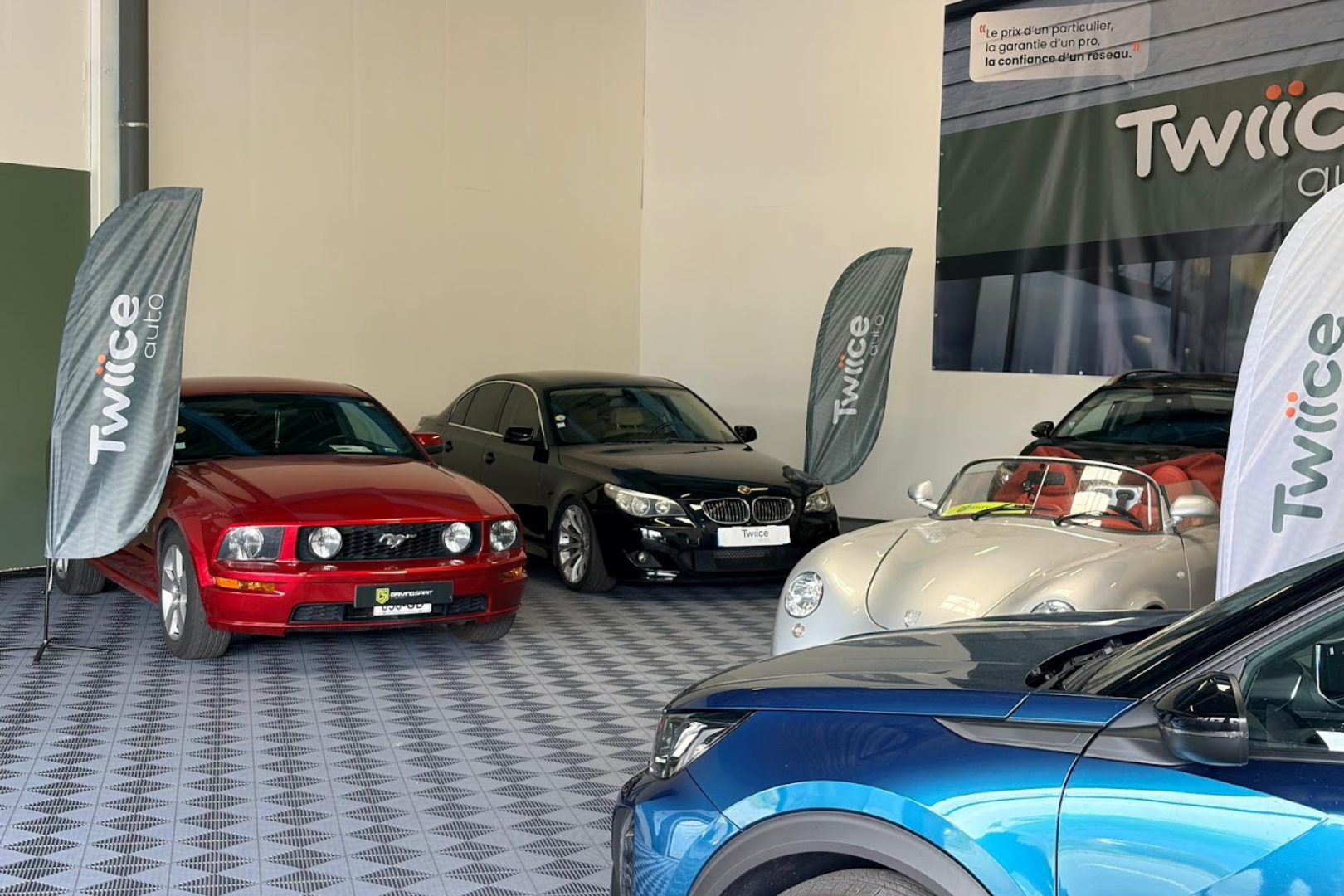 TWIICE AUTO — vue 7